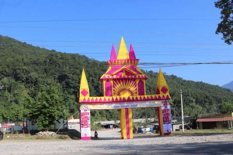 हेटौँडामा छठ पर्व: राप्ती तट बत्तीले झिलिमिली