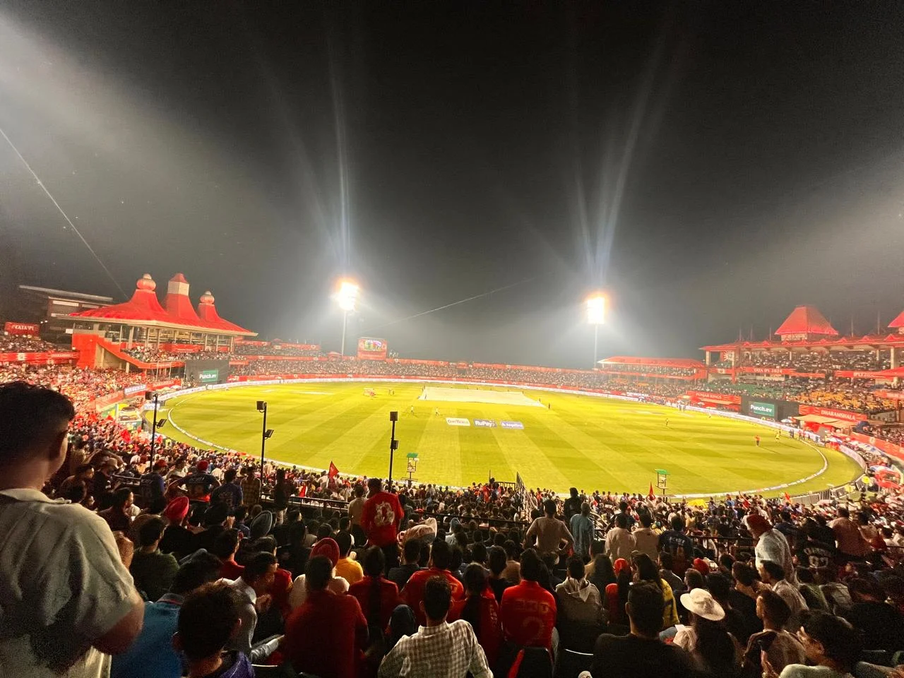 धर्मशालामा हुने आईपीएलमा कस्ले गर्ला अगुवाई