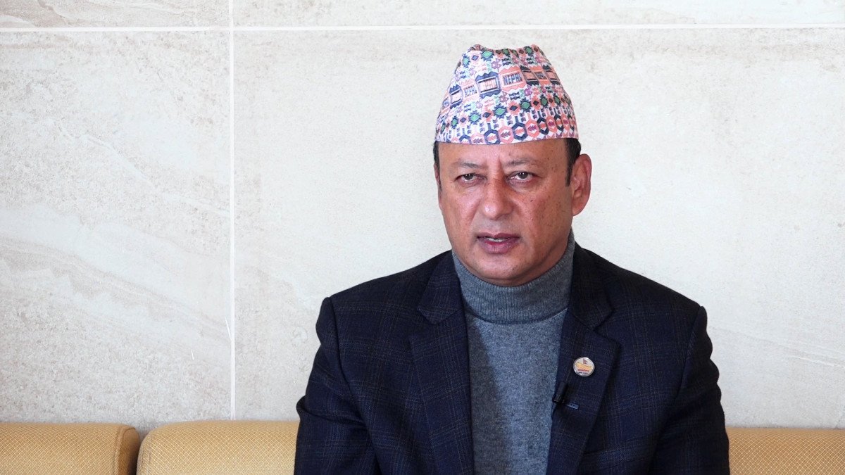 उर्जामन्त्रीको मानमर्दनले क्रुध्द छन् मन्त्रालयका कर्मचारी