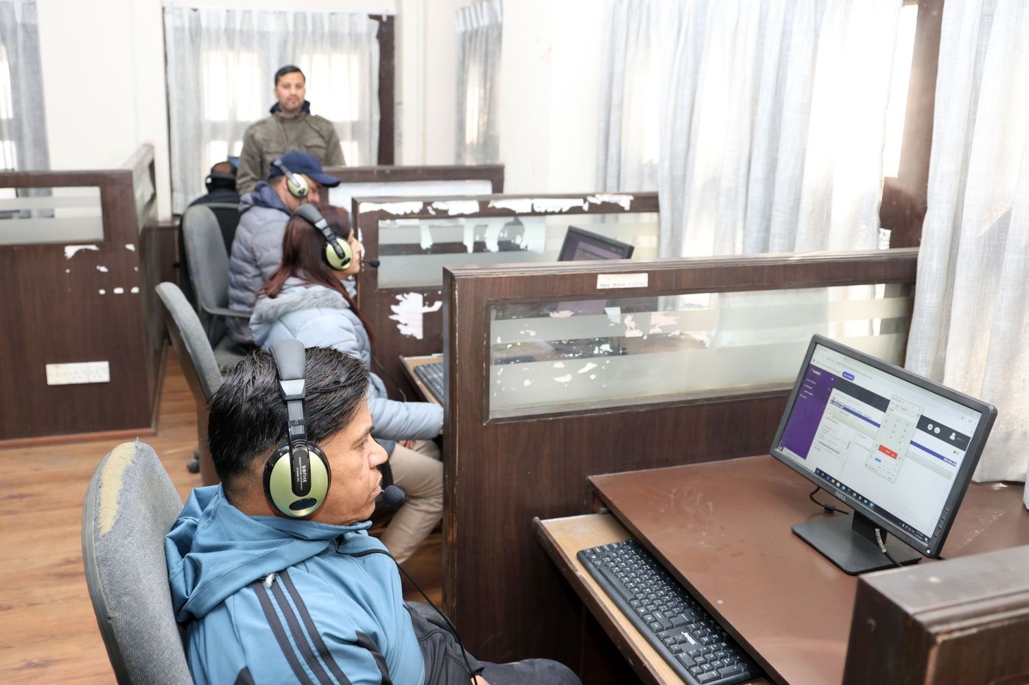 निर्वाचन आयोग र मतदातबीच प्रश्नोत्तर