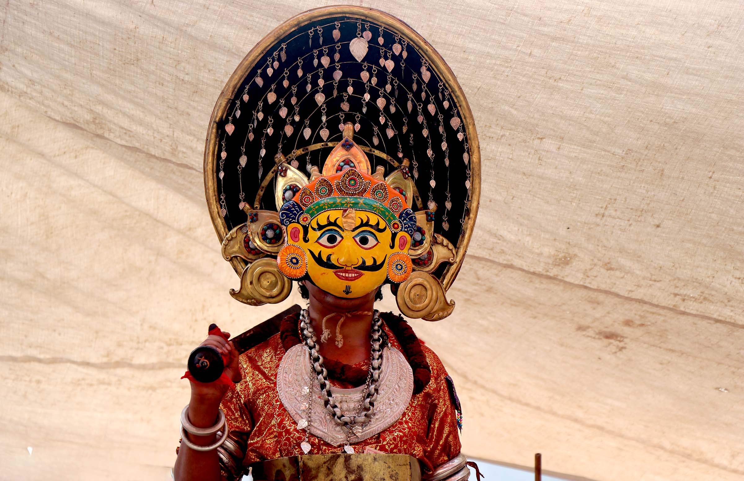 दोलखामा डेढ सय वर्षपछि हरिसिद्धि जात्रा (तस्विरहरु)