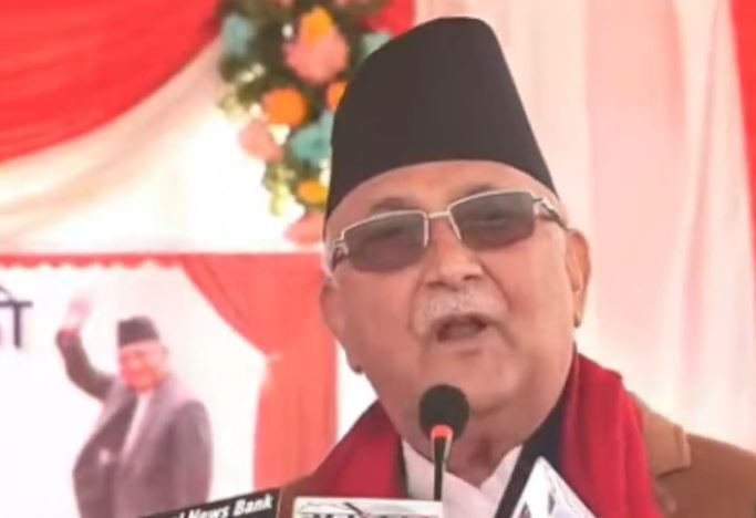 एमसीसी ल्याउँछु भन्नेलाई ताली, मलाई किन ढुंगा प्रहार ?