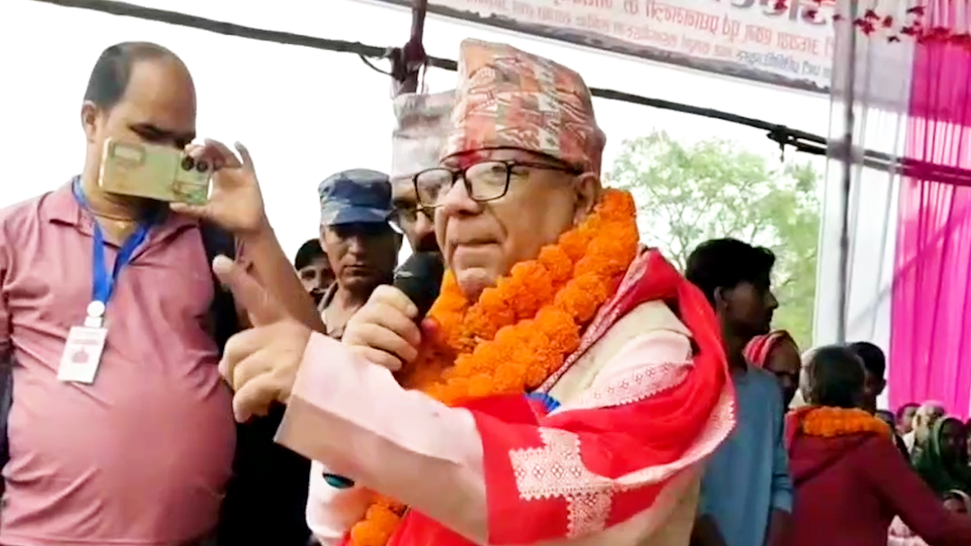 राजा महाराजाको कुनै काम छैन : अध्यक्ष नेपाल