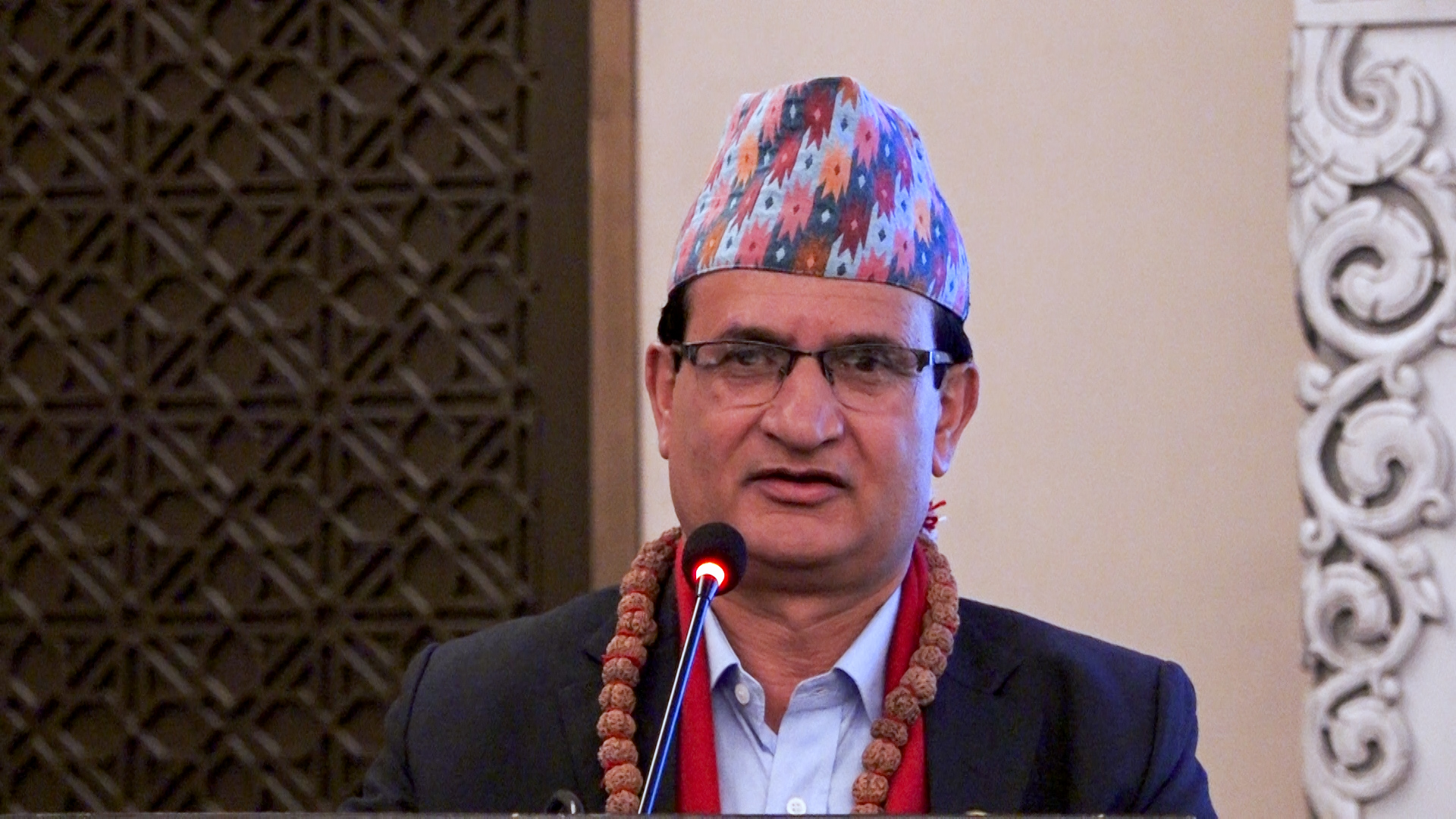 देशको माटोले दिएको बिउ चिन्न नसक्दा आयात गर्नुपर्ने अवस्था आयो : मन्त्री पौडेल