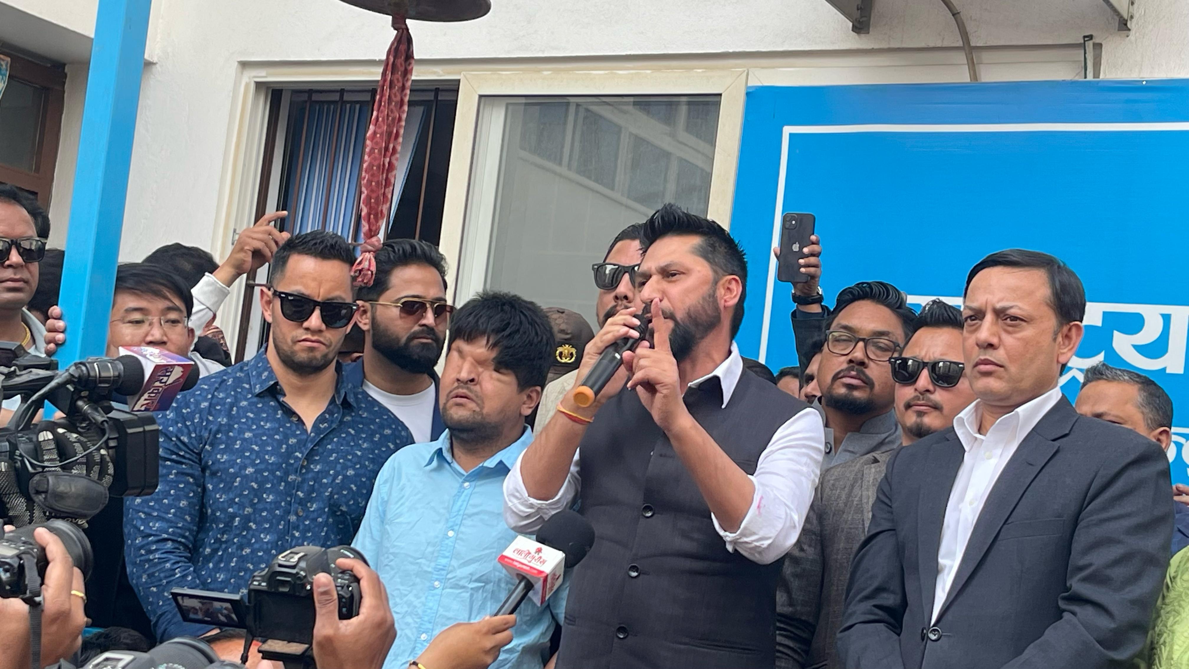 यो दुई तिहाईको सरकारले मलाई जिउँदै छोडेको छ, यही नै मेरो जित हो : रवि लामिछाने