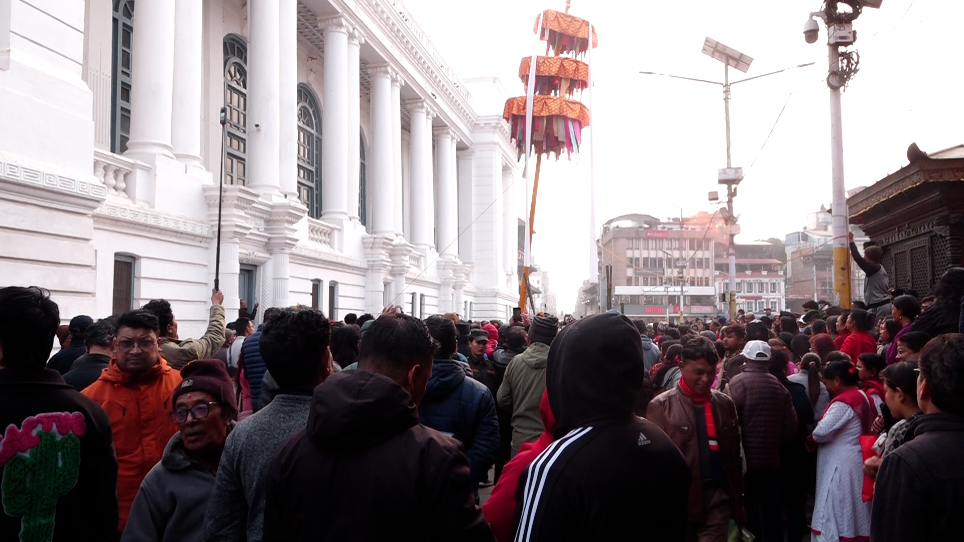 आजवाट होली पर्व आरम्भ,बसन्तपुरमा चीर ठड्याइयो