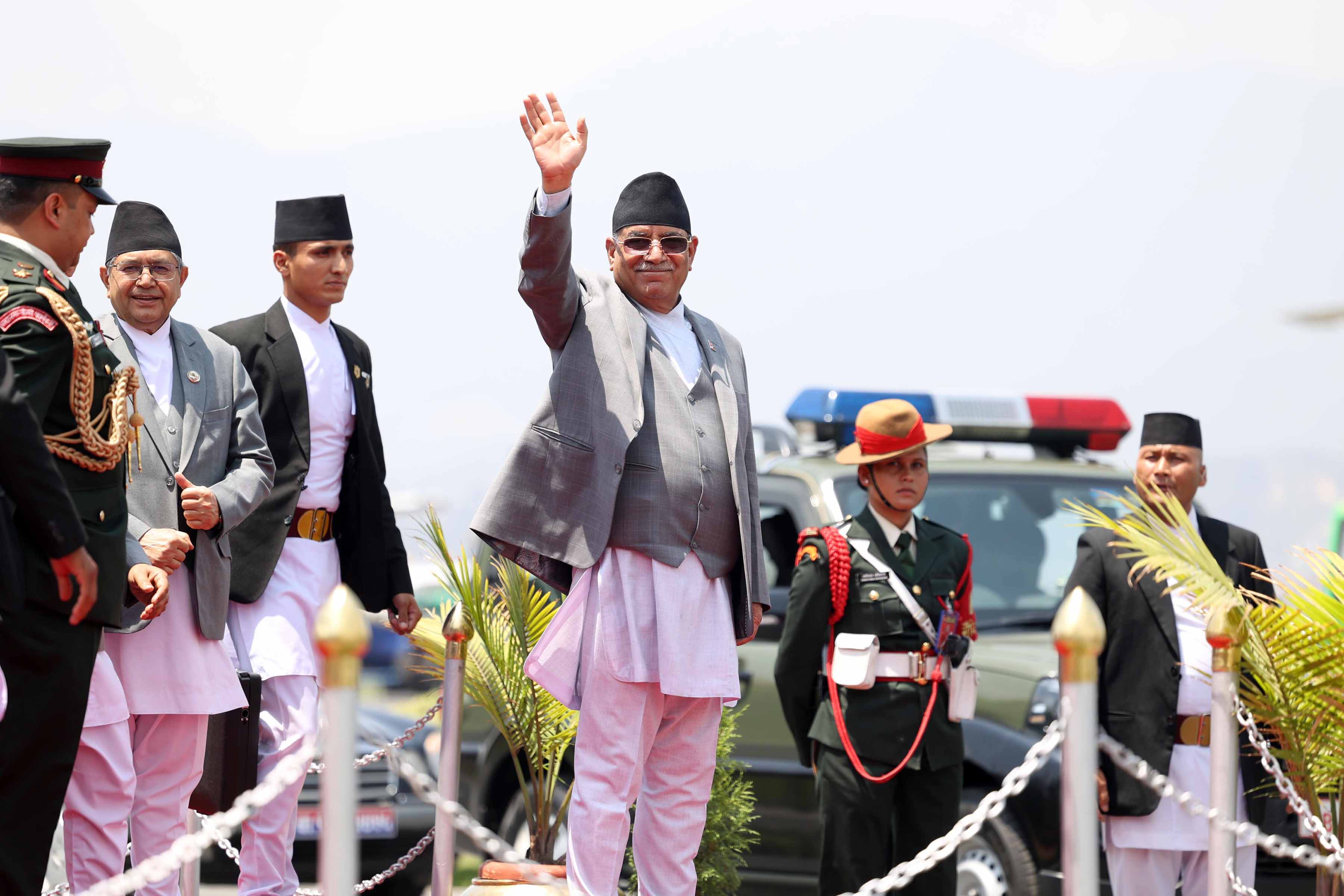 प्रधानमन्त्री दाहाल भारत प्रस्थान, मोदीसँग संक्षिप्त कुराकानी हुने