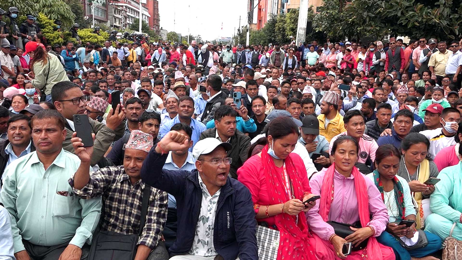 राहत शिक्षक ‘शैक्षिक विद्रोह’ को तयारीमा