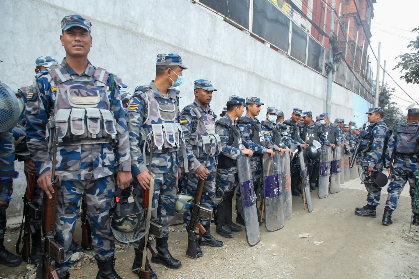 जेनजीहरुले विरोध प्रदर्शन गर्ने भएपछि माइतीघर क्षेत्रमा सुरक्षाकर्मी तैनाथ (तस्बिरहरु)