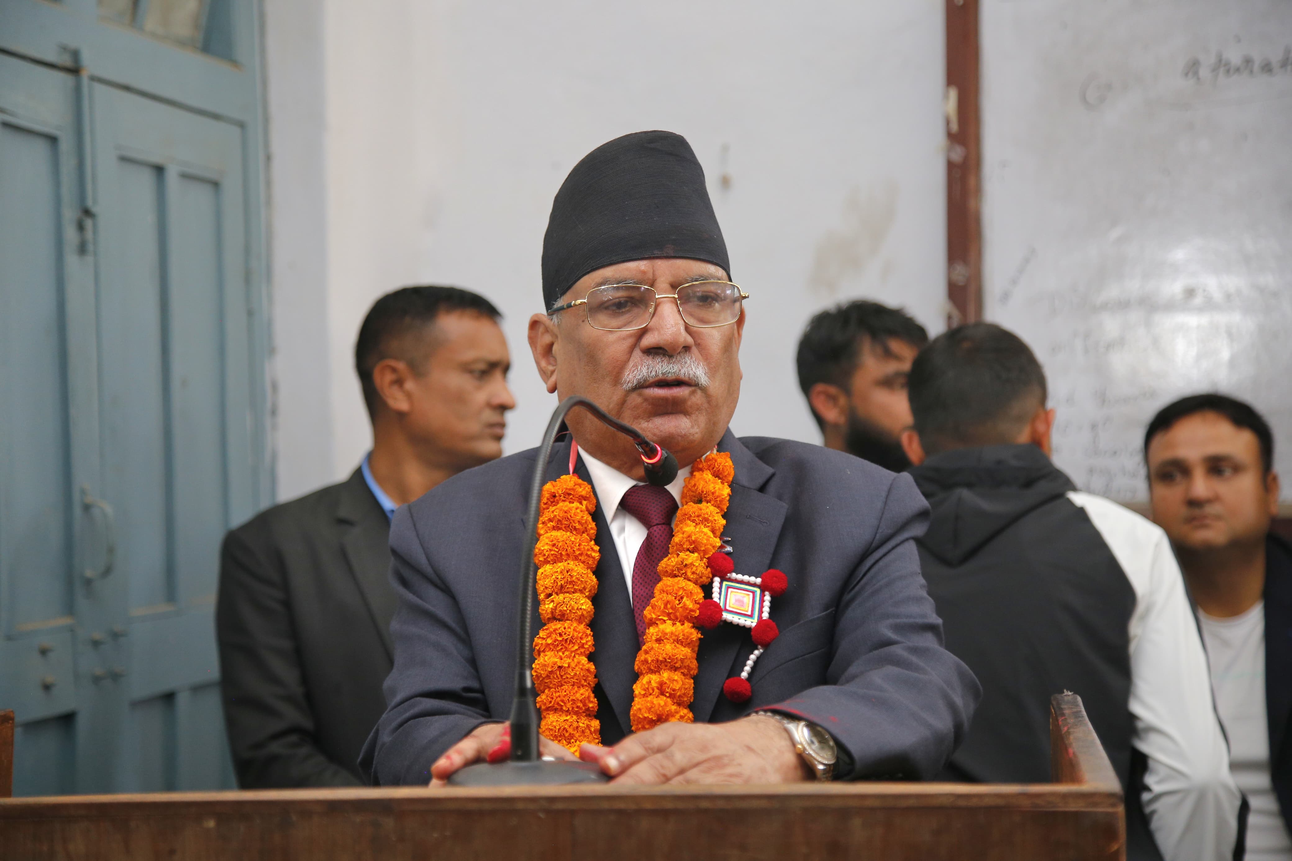 अब हाम्रो पार्टी उत्पीडित समुदायमै केन्द्रित हुनेछ : प्रचण्ड