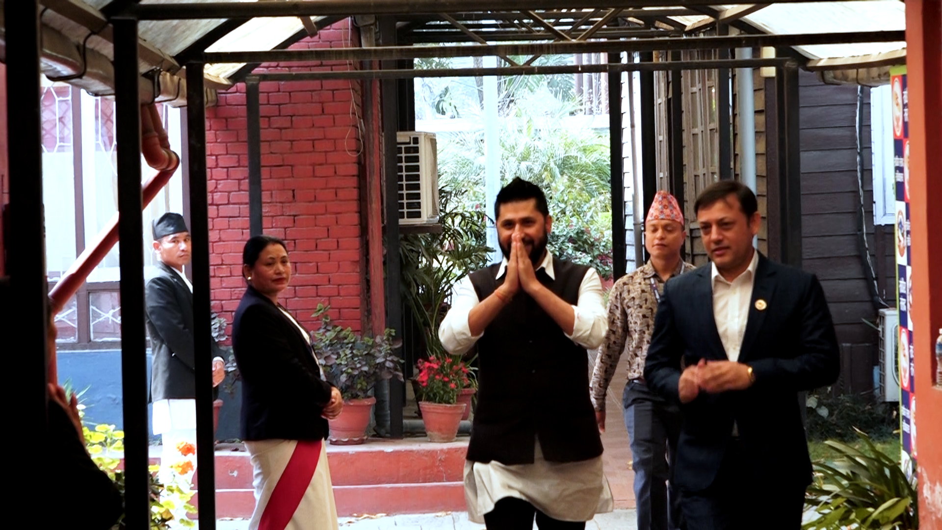 रवि लामिछानेले राखे सांसद पद फुकुवाको माग