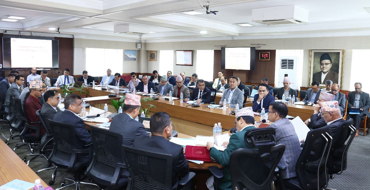 बजेटका उद्देश्य पूरा गर्नेगरी क्रियाशील हुन अर्थमन्त्री पौडेलको निर्देशन