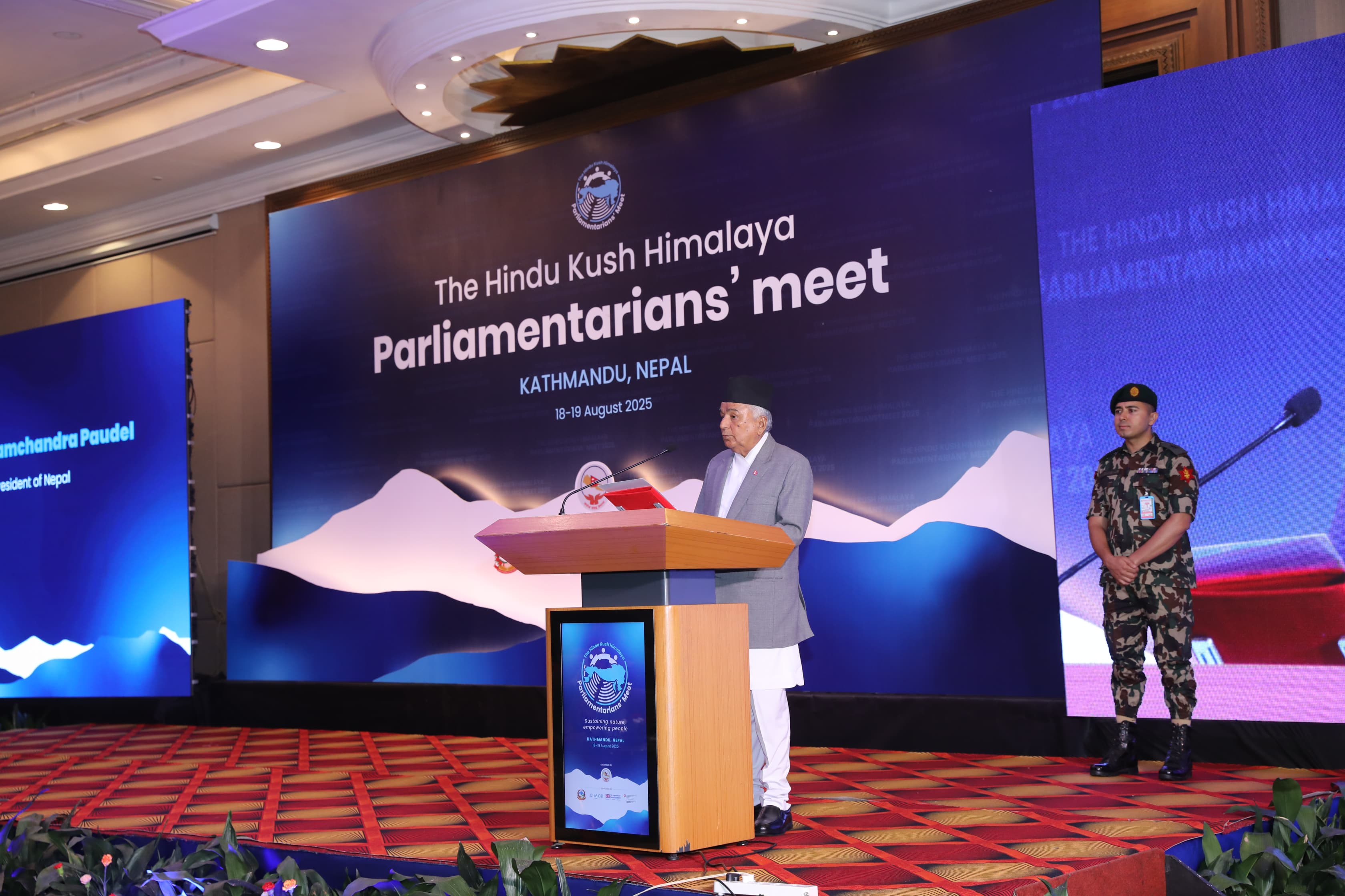 जलवायु परिवर्तनले ल्याएको संकटापन्न अवस्थालाई सबै मिलेर पार लगाऔं’
