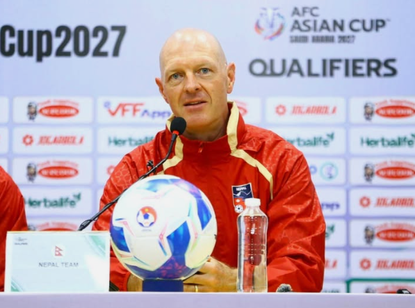 पुरुष राष्ट्रिय फुटबल टोलीका प्रशिक्षकरसले दिए राजीनामा