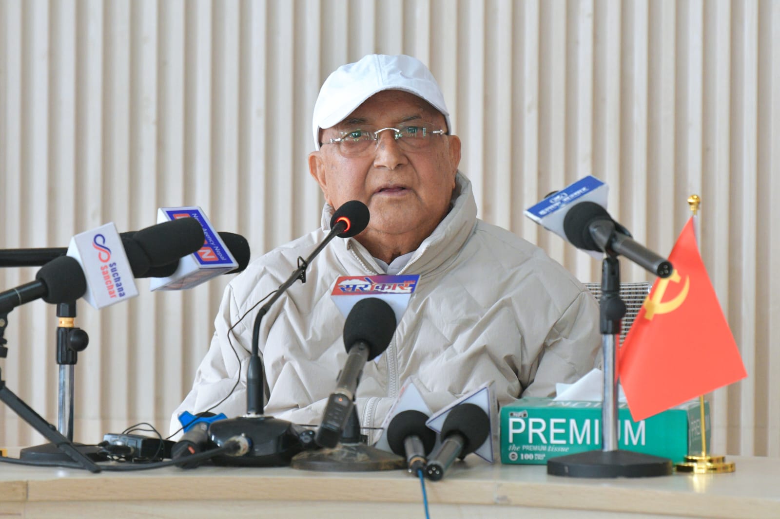 बालेनको शपथ समारोहमा केपी ओली अनुपस्थित