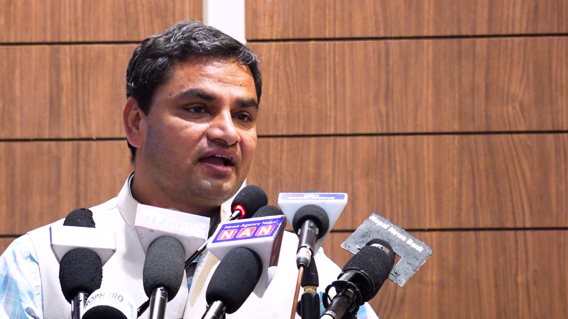 जेनजी विद्रोहलाई शंकाको दृष्टिले नहेर्न र यसको लाभ कांग्रेसले लिनुपर्छ : प्रदीप पौडेल