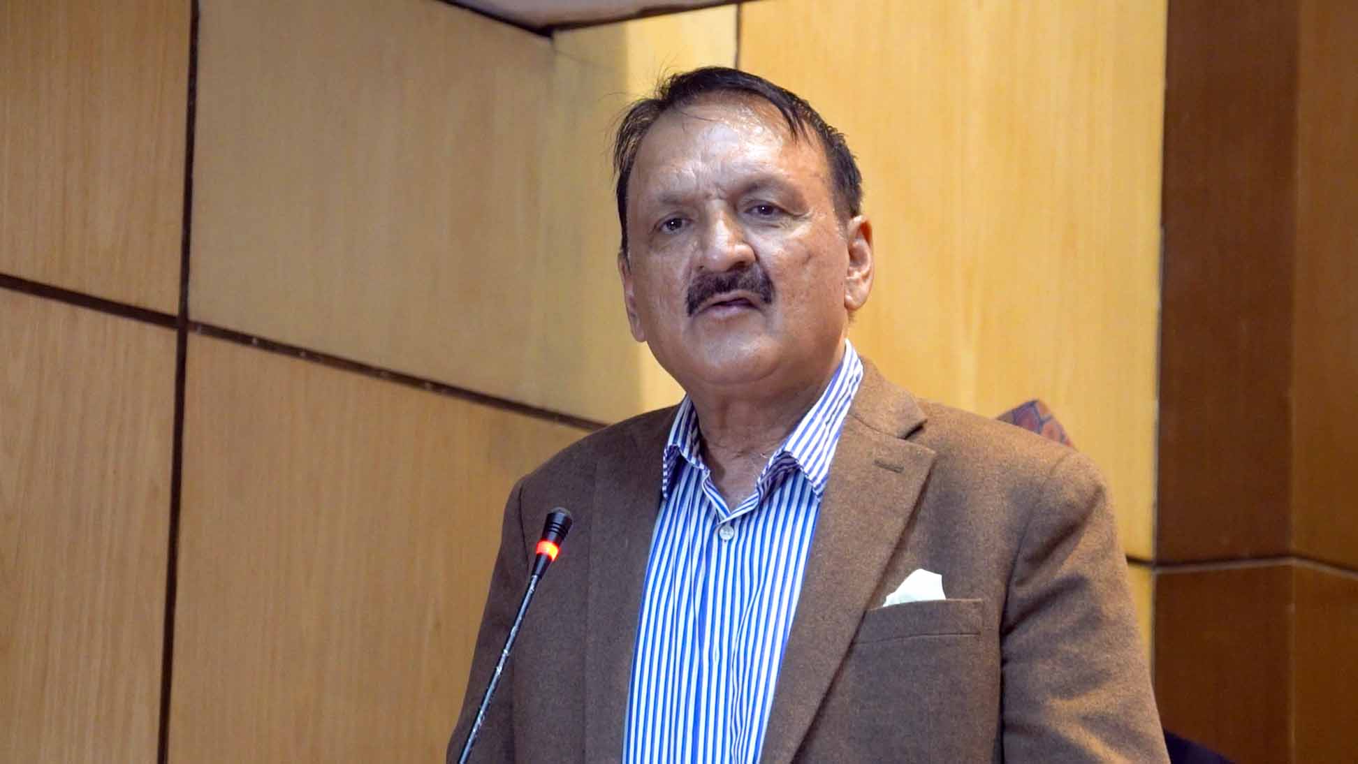 सरकारलाई जथाभावी खर्च गर्ने छुट छैन: डा.महत