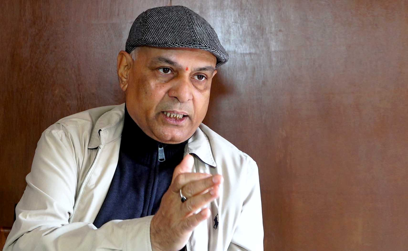 पूँजी चाँही चाहिएको छ हामीलाई तर पूँजीलाई घृणा गर्छौं