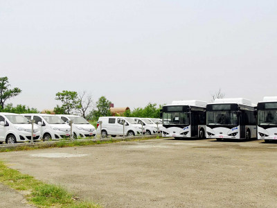 लुम्बिनीमा दुई वर्षभन्दा बढी समयदेखि अलपत्र परे विद्युतीय सवारी