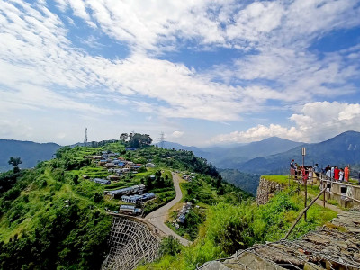 पर्यटक फर्कीफर्की पुग्ने होमस्टे