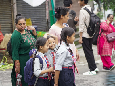 काठमाडौं उपत्यकामा आजदेखि विद्यालयहरू पुन: सञ्चालनमा