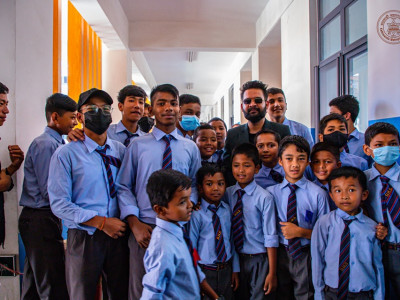 विपन्न वर्गलाई नि:शुल्क सेवा दिन स्वास्थ्य संस्थाहरुलाई महानगर प्रमुख साहको निर्देशन