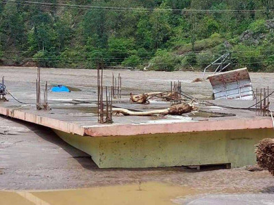 बाढीले सवाखोला लोहाकोट विजुवापानी आयोजना बगायो