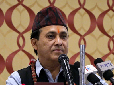 सत्तारुढ दलका महामन्त्रीको प्रतिपक्षी स्वर