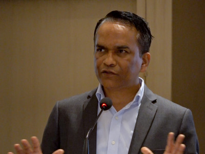 विपन्न र गरिबीको रेखामुनि रहेकाहरुलाई ऋणको पहुँचमा ल्याउनुपर्छ : गर्भनर
