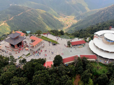 आन्तरिक र बाह्य पर्यटकको रोजाइमा ‘चन्द्रागिरि डाँडा’