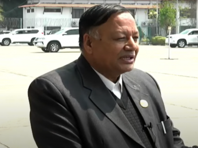 कुलमान घिसिङ जस्तो योग्य कर्मचारीलाई यो सरकारले अपमान गर्नु खेदजनक : देवेन्द्र पौडेल