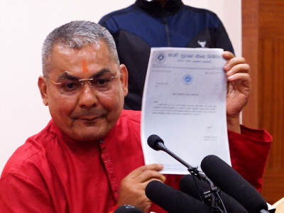 अरु कसैले नेपाल बनाउने जिम्मा लिए दुर्गा प्रसाईं देश छोड्न तयार