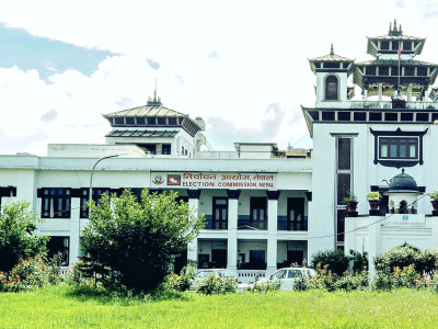 प्रत्यक्ष र समानुपातिकतर्फको १० लाख नमूना मतपत्र छपाइ सकियो : निर्वाचन आयोग