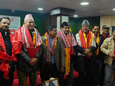 विशेष महाधिवेशनबाट नवनिर्वाचित सदस्यहरुको सम्मान