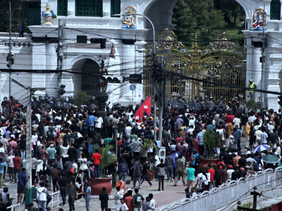 जेनजी समूह सिंहदरबार छिर्ने प्रयासमा