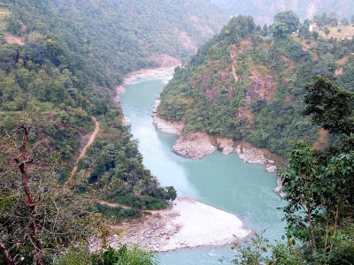 ‘कालीगण्डकीलाई आफ्नै गतिमा बग्न दिऔँ’
