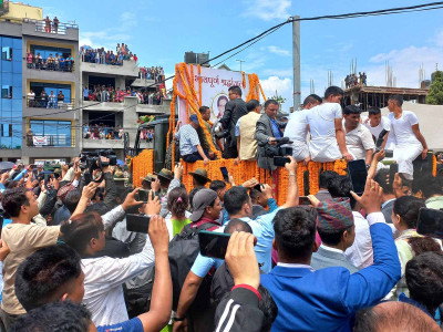 दाहालको पार्थिव शरीर अन्त्येष्टिका लागि आर्यघाटमा