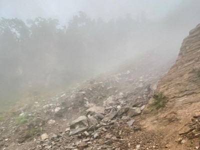 पहिरोका कारण कर्णाली राजमार्ग पुन: अवरुद्ध