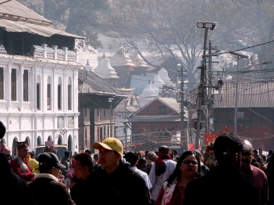 महाशिवरात्रि पर्व देशभर मनाइँदै, पशुपतिनाथ मन्दिरका चारै ढोका खुला