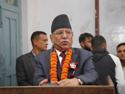 अब हाम्रो पार्टी उत्पीडित समुदायमै केन्द्रित हुनेछ : प्रचण्ड