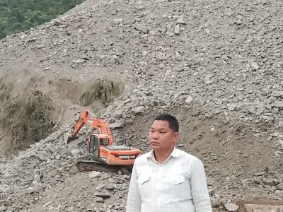 बिपी राजमार्गमा पहिरो हटाउने काम सुरु