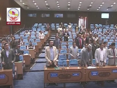 कुलमान हटाइएको विषयमा प्रधानमन्त्रीसँग जबाफ माग, प्रतिपक्षीद्वारा संसद अवरोध