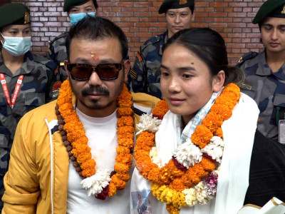 ग्रिसबाट नेपाल आइपुगेकी एन्जिला भन्छिन : ‘दर्शकको मायाले तान्यो’