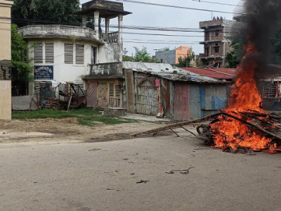 जेन–जी आन्दोलनको प्रभाव : पाँच चौकीमा तोडफोड र आगजनी