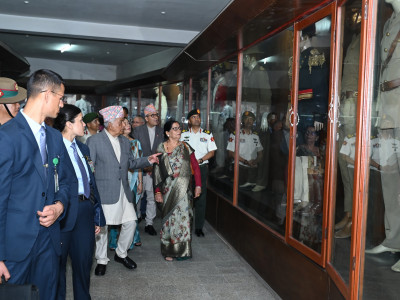 राष्ट्रपतिले गरे राष्ट्रिय संग्रहालय र नेपाली सेनाको सैनिक संग्रहालयको अवलोकन