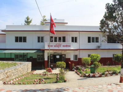 रसुवागढी भन्सार कार्यालयको यार्डमा फसेका ९ जनाको सकुसल उद्धार