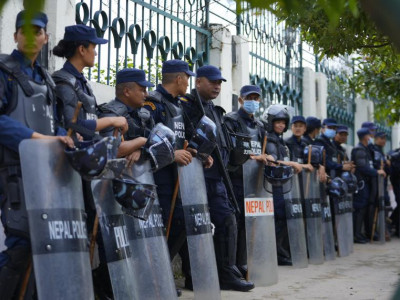 जेनजीको प्रदर्शन : संसद भवन अगाडि बाक्लो संख्यामा सुरक्षाकर्मी तैनाथ (तस्बिरहरु)