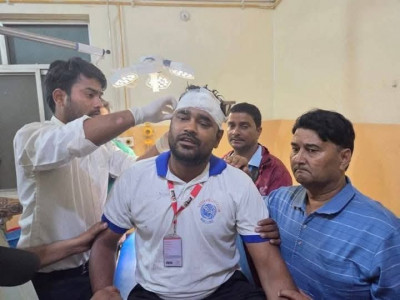 वीरगञ्जमा समाचार सङकलन गर्ने क्रममा तीन पत्रकार घाइते