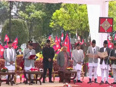 नवनियुक्त मन्त्रीहरुले लिए शपथ