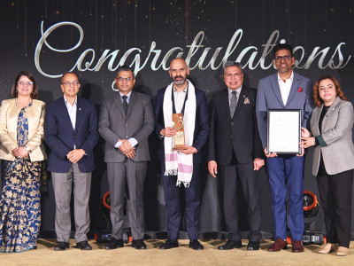 नेपाल लाइफ कर्पोरेट एक्सिलेन्स अवार्ड २०२५ बाट सम्मानित